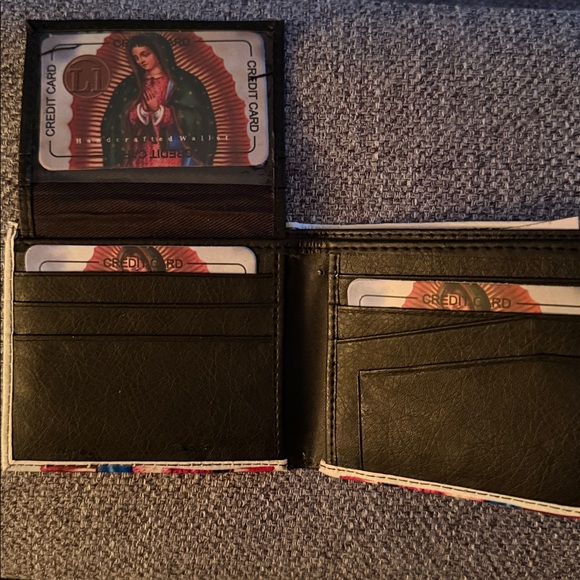Lady of Guadalupe - Ladies colorful Religious Wallet - Picture 4 of 4